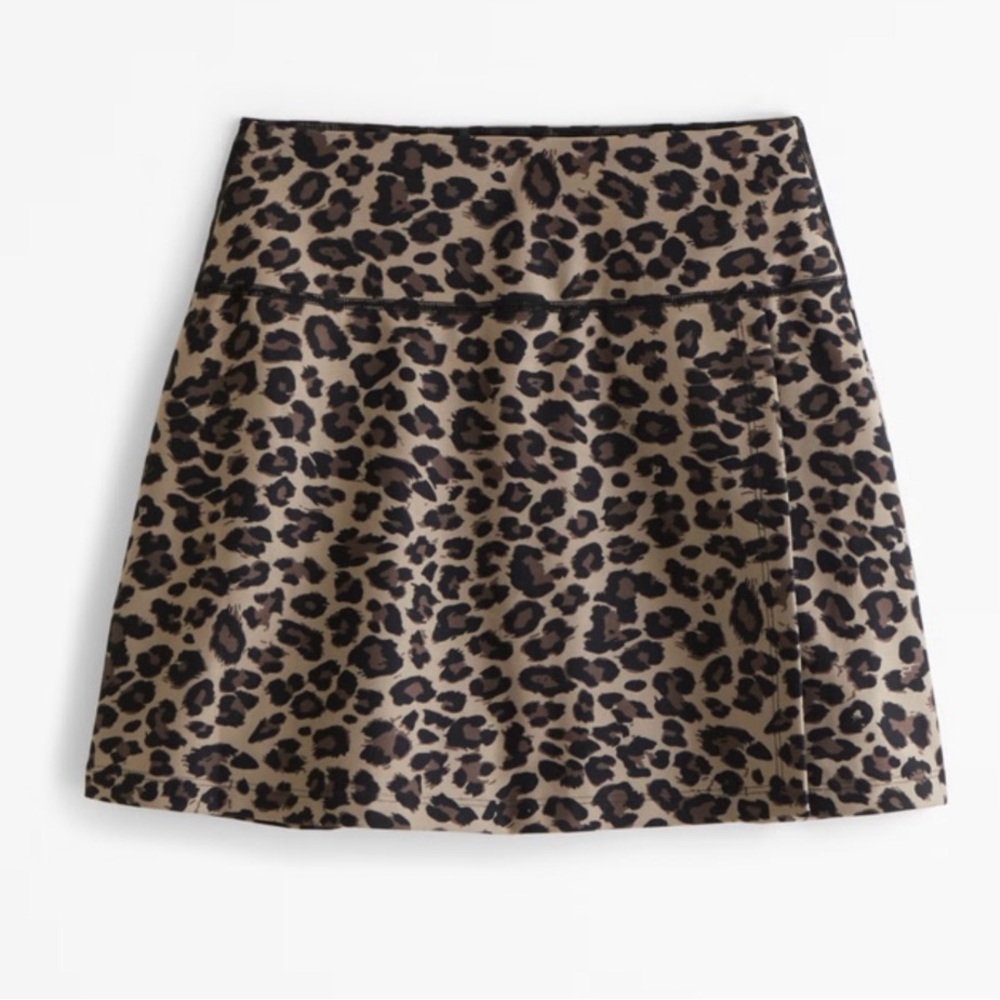 Leopard Print Mini Skirt in Brown